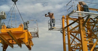 Демонтаж башенного крана в Кропоткине - услуги по демонтажу от Сварной-Крп от 1579 руб.